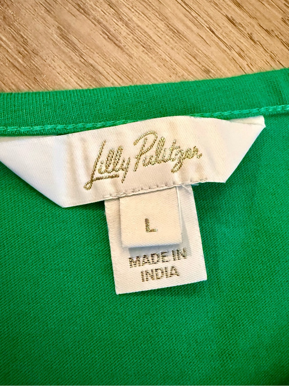 Lilly Pulitzer rhinestone tee - Picture 3 of 6